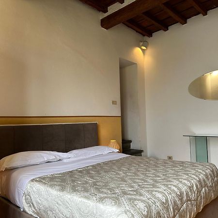 Ponte Vecchio Tower Apartment Florenţa Exterior foto