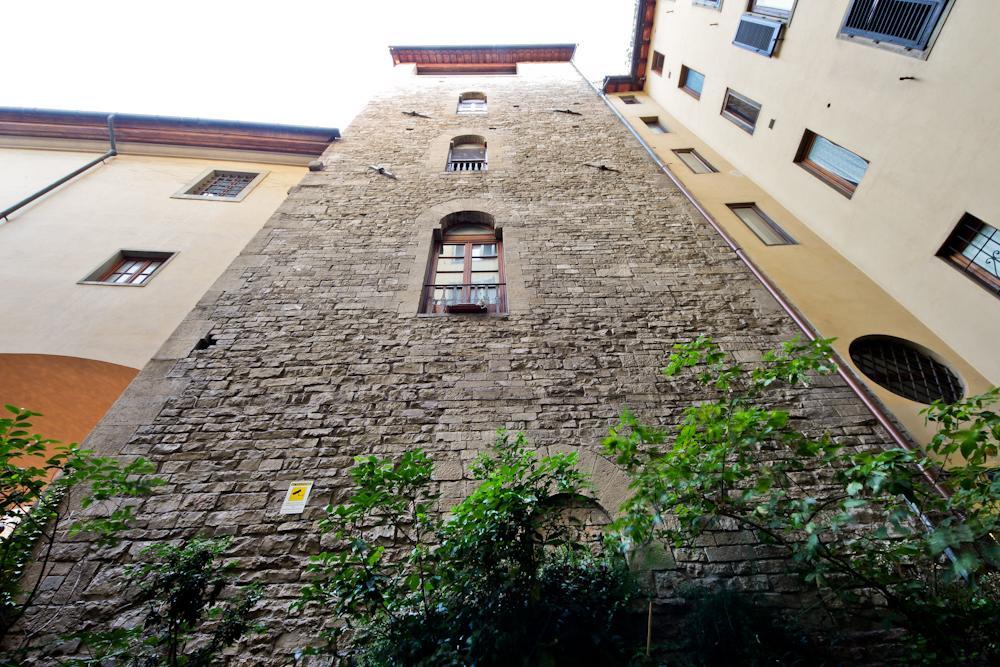Ponte Vecchio Tower Apartment Florenţa Exterior foto